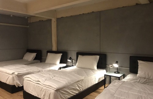 Talat Hostel | Nature culture Oldtown