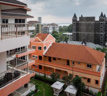 Pratumnak Hill Apartment | New Nordic Marcus 2 by Apartwell