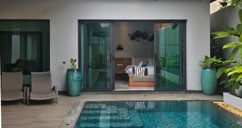 Choeng Thale Villa | Nicky Luxury Private Pool Villa in BangTao Laguna