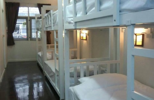 Khlong Toei Hostel | Nine Place Sukhumvit 40 - Hostel