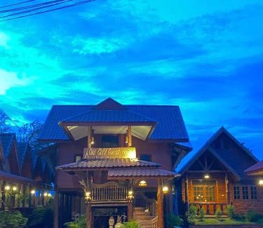 Mueang Kao Hostel | Old City Guest House