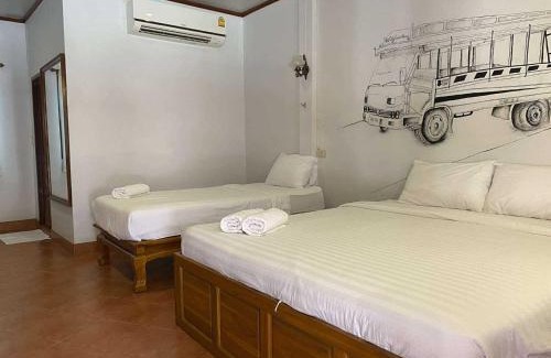 Mueang Kao Hostel | Old City Guest House