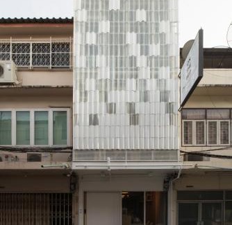 Khlong Toei Nuea Hostel | On the Bed Hostel