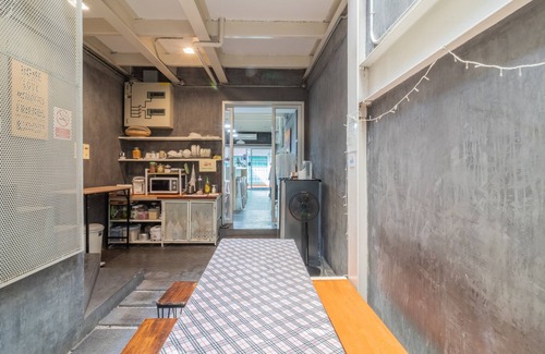 Khlong Toei Nuea Hostel | On the bed Hostel