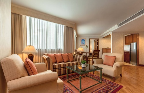 Bangkok Central Business District Apartment | One Bedroom Suite in heart of the city (A47)