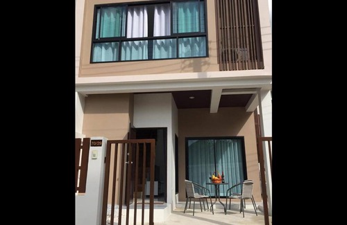 Mae Nam House | Paca Place