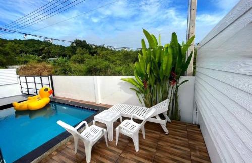 Sattahip Villa | Pool Villa Sattahip White House