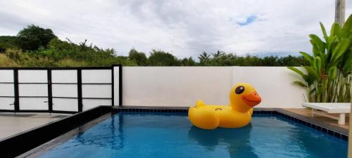 Sattahip Villa | Pool Villa Sattahip White House
