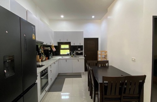 Sattahip Apartment | Pool Villa With Ergonomic Office
