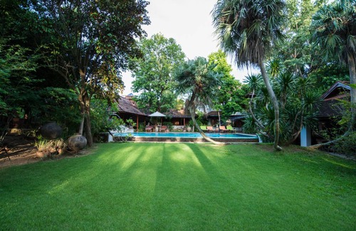 Taladyai Resort | Private room ∙ 2 guests