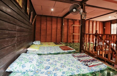 Ban Wang Hom Resort | Private room ∙ 8 guests