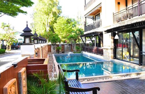 Puk Tian Hostel | Puektian Seaview Family Suite