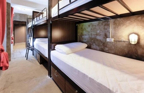 Asoke Hostel | Revolution Bangkok Asoke