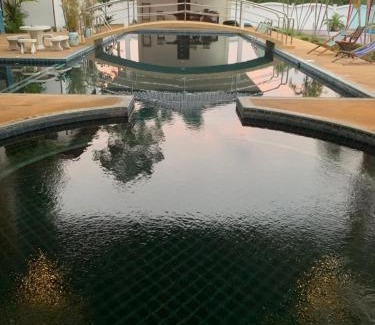 Chakphong Resort | ROOMS at CET Resort with Pool, Padel, Tennis