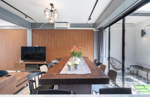 Bangkok Central Business District House | S21 Mellow Phromphong