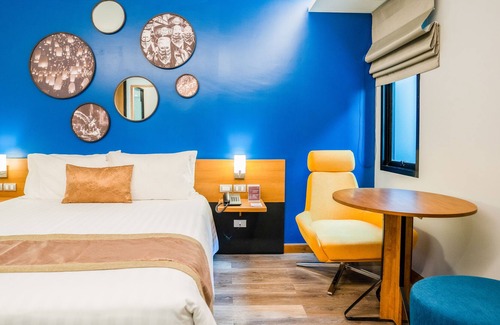 Din Daeng Apartment | Sapphire Heaven nearby MRT Sutthisan