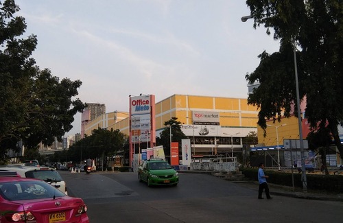 Huai Khwang Hotel | Savi Rooms Super Deluxe Studio (1) Nr Bkk Hospital
