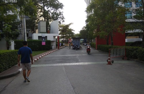 Huai Khwang Hotel | Savi Rooms Super Deluxe Studio (1) Nr Bkk Hospital