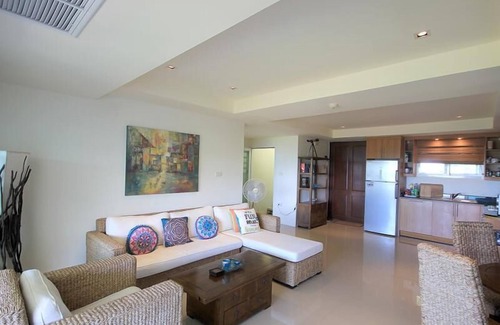 Khao Tao Apartment | Sea Ridge Penthouse by baansiesom