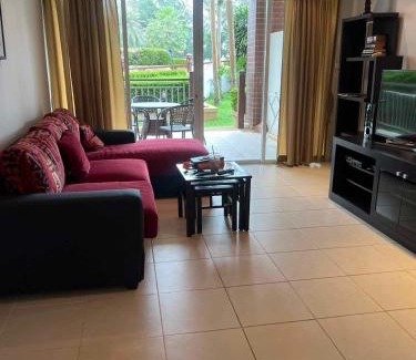 Kram Apartment | Seaview Condominium B15