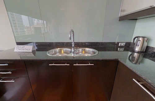 Embassy District Apartment | Siri Sathorn Apartment - 1606