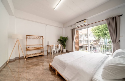 Chang Phueak Hostel | Socialer Coliving & Coworking Space
