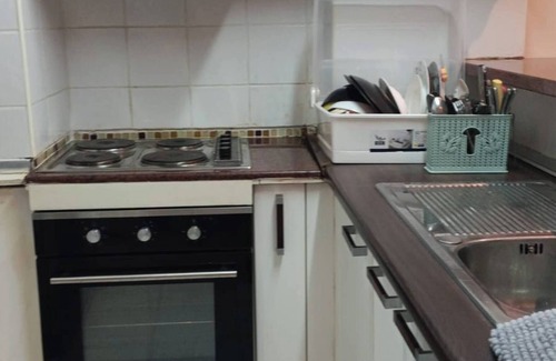 Pratumnak Hill Apartment | sombat condo seaview 1 bedroom