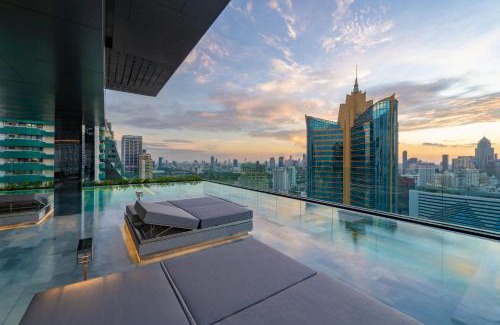 Khlong Toei Nuea Apartment | Spacious 115sqm Sleeps up to 6 Central Asoke Nana Close to MRT and BTS