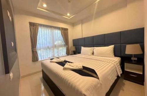 Pratumnak Hill Apartment | Spacious 1BR with kitchen, Pool, Near Beach, Bars & Eats,gym near by