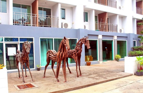 Ao Nang Apartment | Spacious apartments in beautiful surroundings. An inexpensive way to enjoy your stay in Krabi.