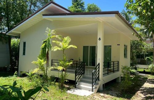 Hin Hong Villa | The Lomlay Villas