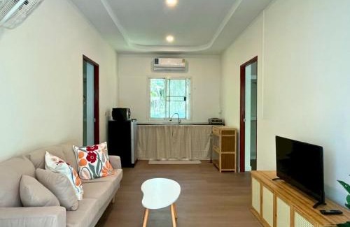 Hin Hong Villa | The Lomlay Villas