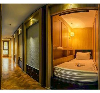 Pratunam Hostel | The poshtel Bangkok By Benya