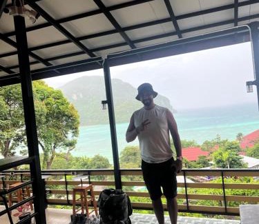 Ko Phi Phi Hostel | The view Hostel