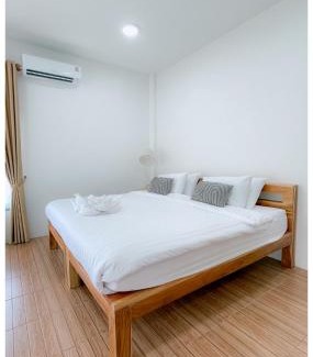 Mueang Kao Ski Chalet | The Yard Sukhothai Old Town