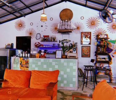 Ranong House | Tropical Hostel