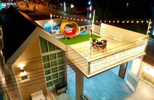 Cha-am Villa | Villa ∙ 4 bedrooms ∙ 12 guests