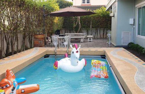 Noen Phra Villa | Villa ∙ 4 bedrooms ∙ 10 guests