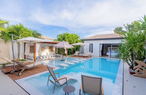 Hin Lek Fai Villa | Villa Thalias a NEW modern tropical balinese style