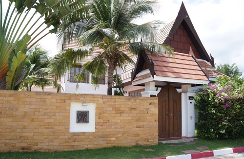 Rayong Villa | VIP Chain Resort Pool Villa