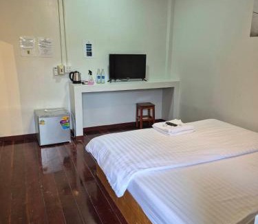 Samut Sakhon Cabin | กองทองรีสอร์ท