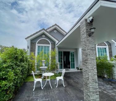 Samut Sakhon Villa | บ้านพักขอนแก่น บ้านมั่งมี ใจกลางเมือง