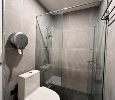 Khlong Chaokhunsing Apartment | บ้านยิ้ม - 2 Bedroom, 2 Bathroom