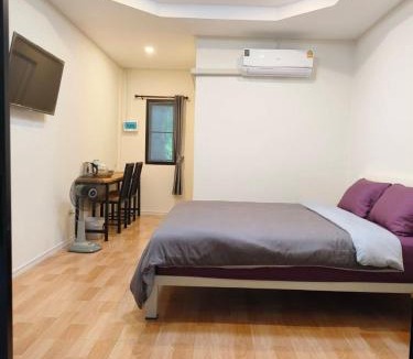 Thong Pha Phum Hotel | บ้านสามฤดู Baansamruedo