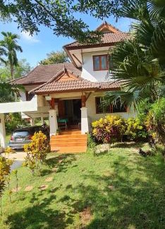 Thung Yai House | บ้านเขียมเลียบคลอง โฮมสเตย์
