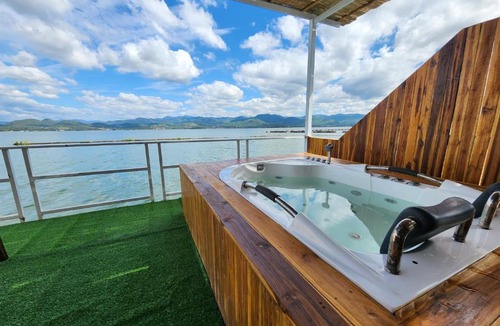 Tha Kradan Resort | บ้านไร่ วรรณ วาลย์ รีสอร์ท