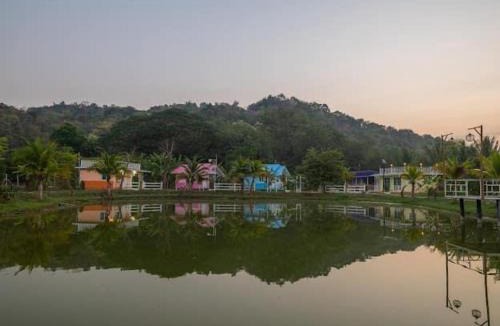 Pak Tho Cabin | บ้านไร่อรทัย ราชบุรี
