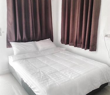 Salaya House | บ้าน ณัฐฐิญา โฮมสเตย์ Nattiya Homestay