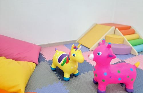 Saen Suk House | พูลวิลล่าบางแสน 3ห้องนอน 4ห้องน้ำ