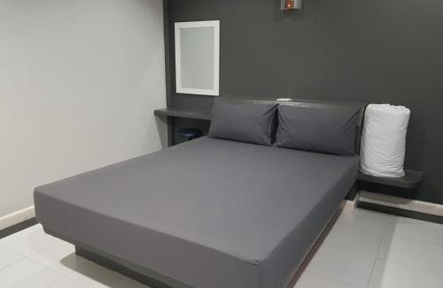 Bang Saphan Hotel | ภูรักษ์รีสอร์ท บ้านกรูด